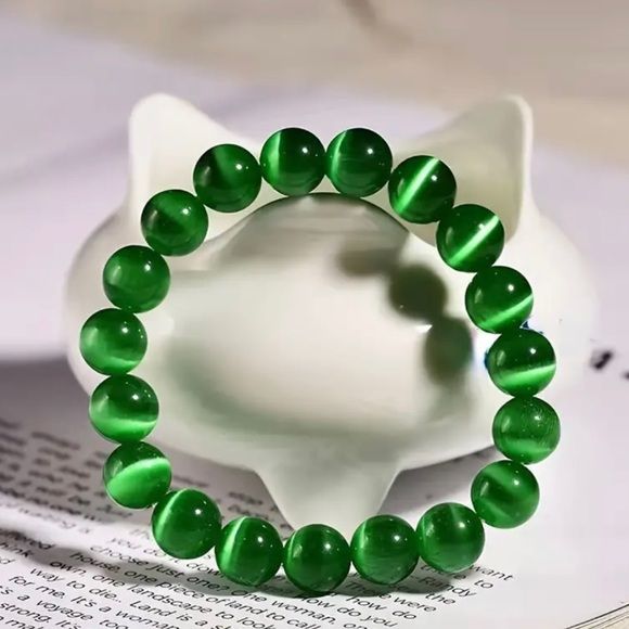 Cat’s Eye Crystal Bracelet